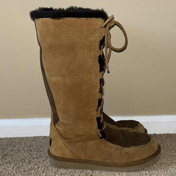 UGG Australia Chestnut Suede Moccasin Tall Lace-Up Boot; sz. 8 - Picture 4 of 15